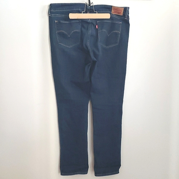 Levis 712 Slim Jeans - Picture 4 of 8